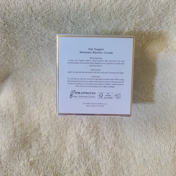 Byroe New York Oat Yogurt Moisture Barrier Cream 1.69 oz/50 ml NIB retail $106 - Picture 4 of 7